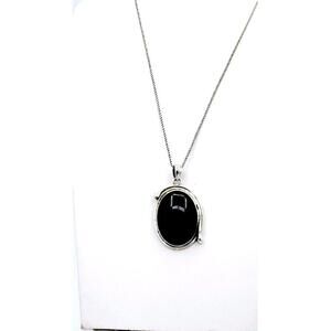 Sterling silver box chain with onyx pendant necklace